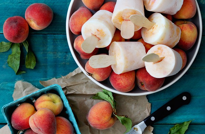 Bourbon-Peaches-and-Cream-Popsicles_Bakers-Royale1